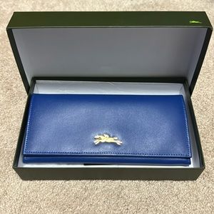 🚩SOLD🚩Blue Longchamp Wallet
